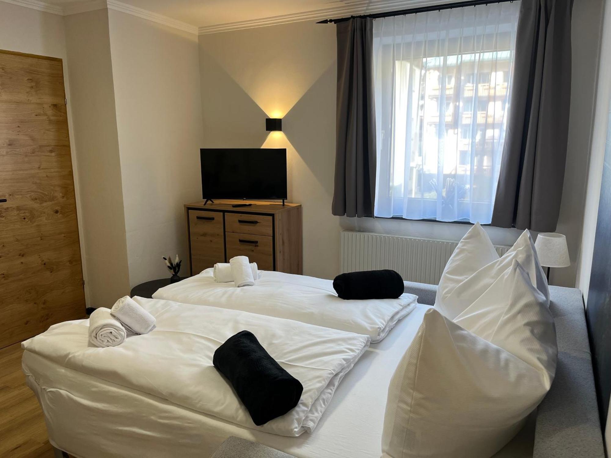 Bergblick Appartements Бад Гащайн Екстериор снимка